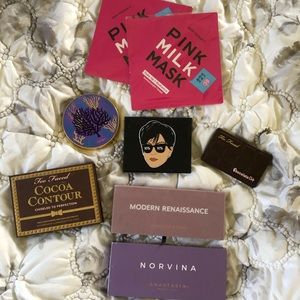 Amazing make up lot!!